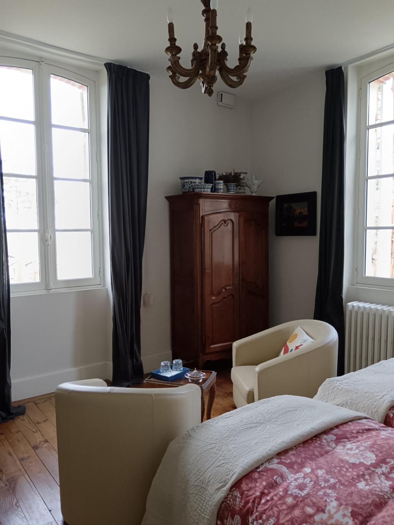 Bed and Breakfast Castel La Bergerie Laglorieuse Экстерьер фото